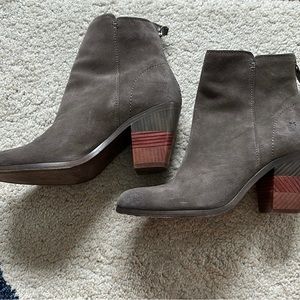 Frye heeled booties | Size 8 | Taupe